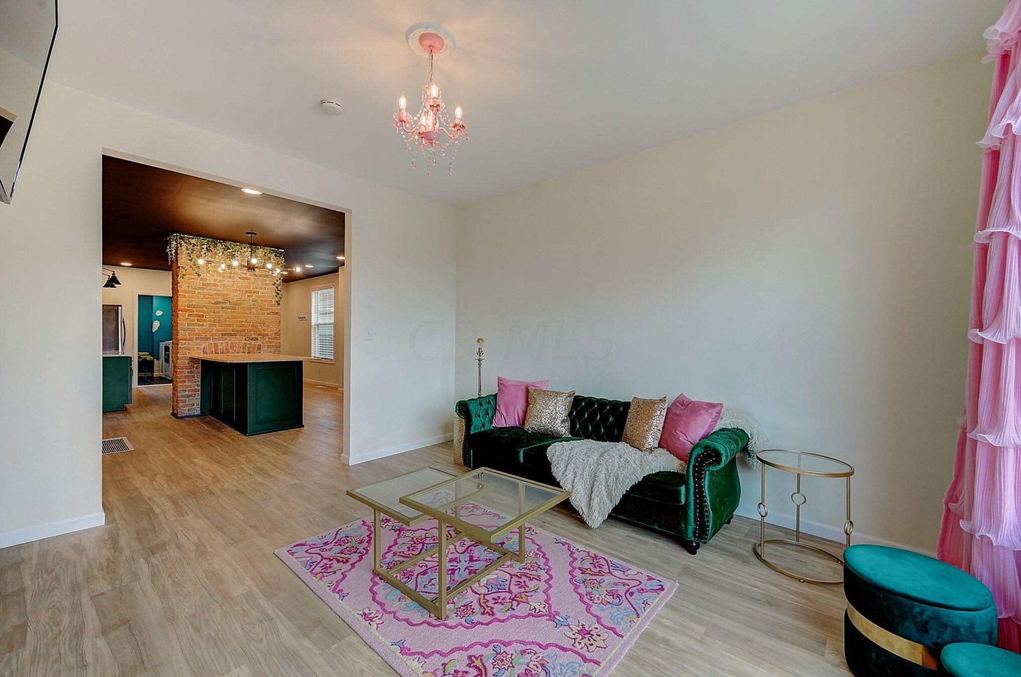 606 Stewart Ave, Columbus OH  43206-2884 exterior