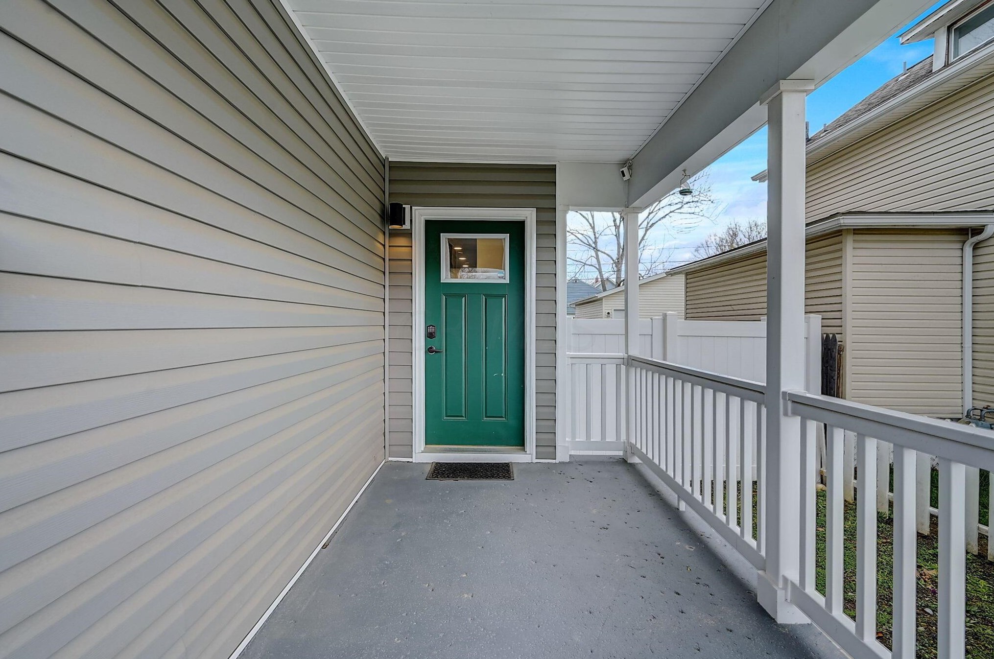 606 Stewart Ave, Columbus OH  43206-2884 exterior