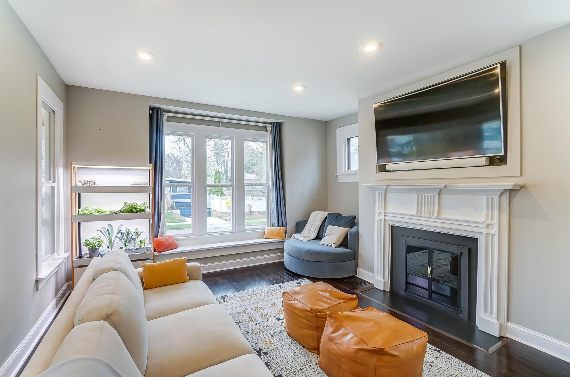 250 Orchard Ln, Columbus OH  43214-4027 exterior