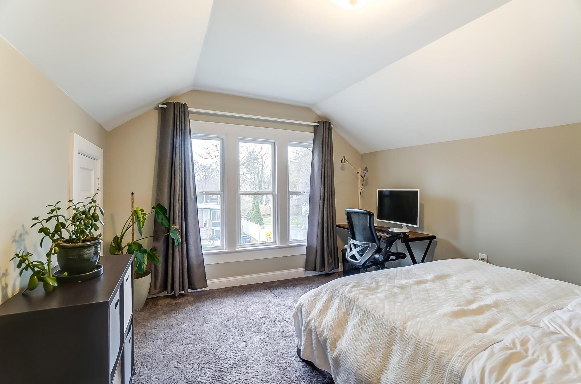 250 Orchard Ln, Columbus OH  43214-4027 exterior