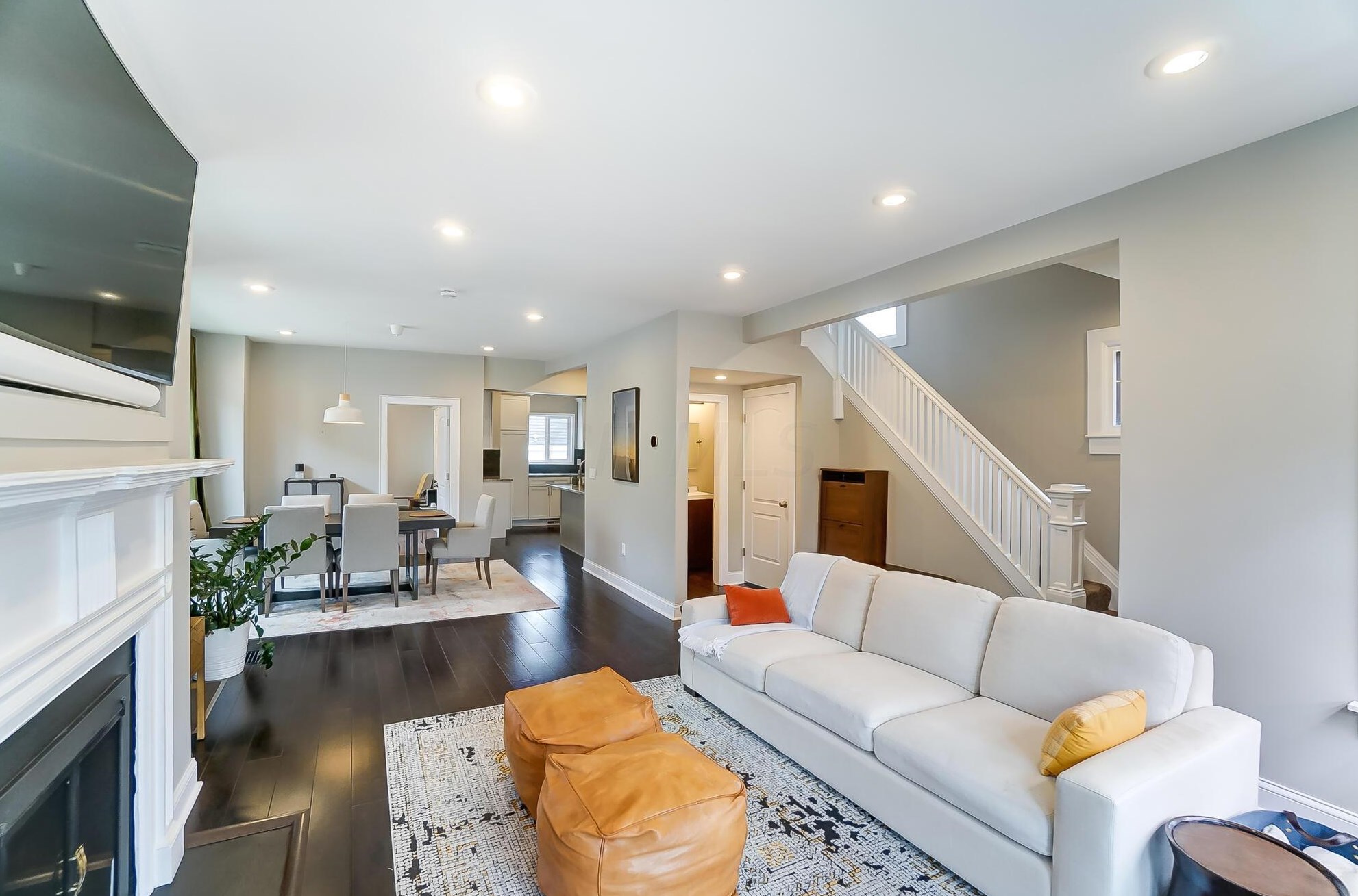 250 Orchard Ln, Columbus OH  43214-4027 exterior