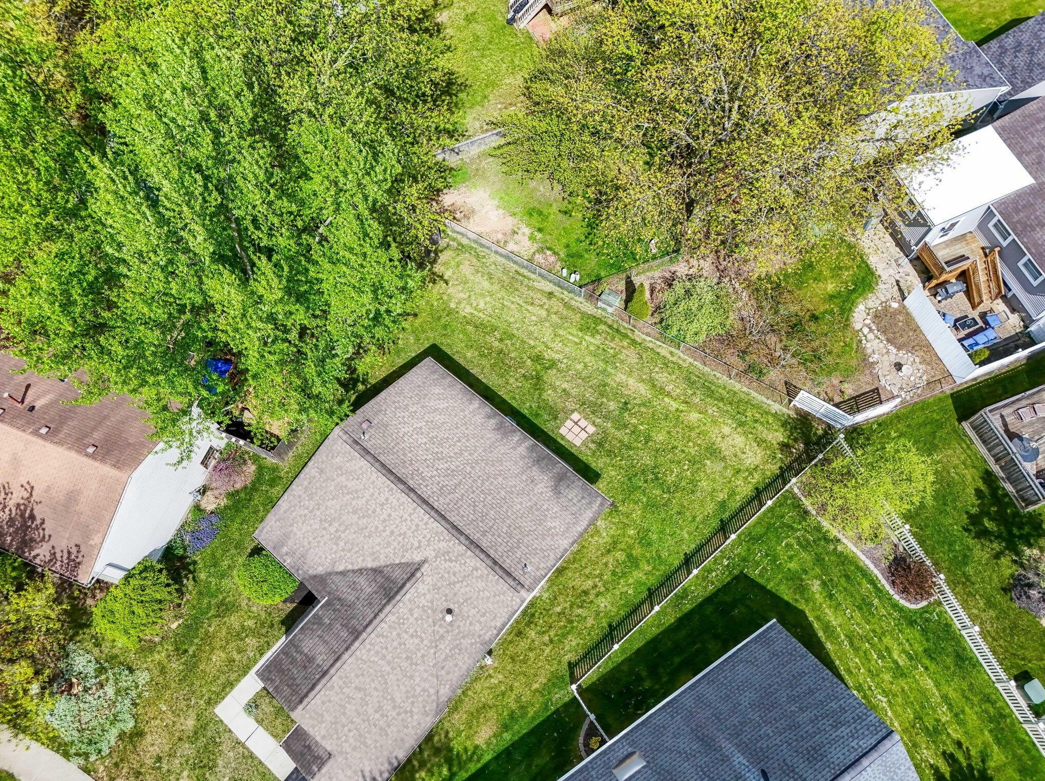 1004 Woodington Rd, Westerville OH  43081-3517 exterior