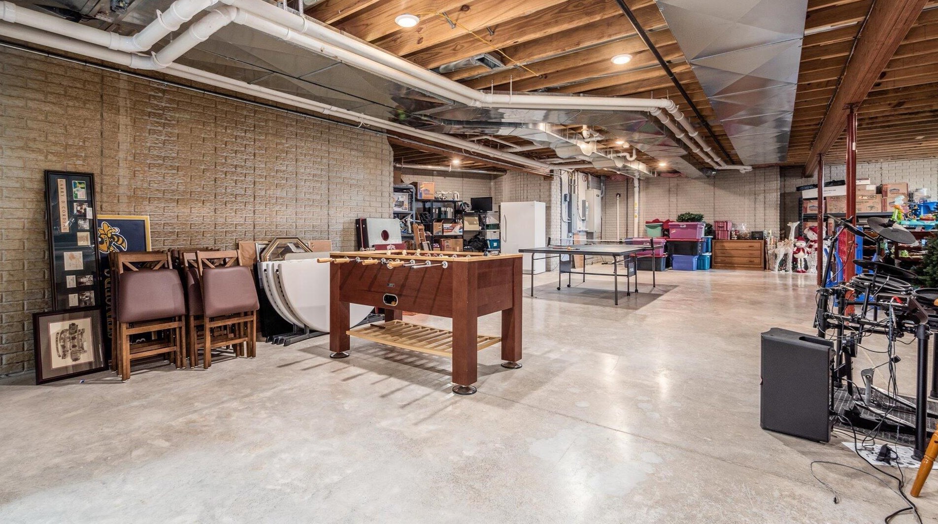 155 Sprague Dr, Hebron OH 43025-9627 exterior