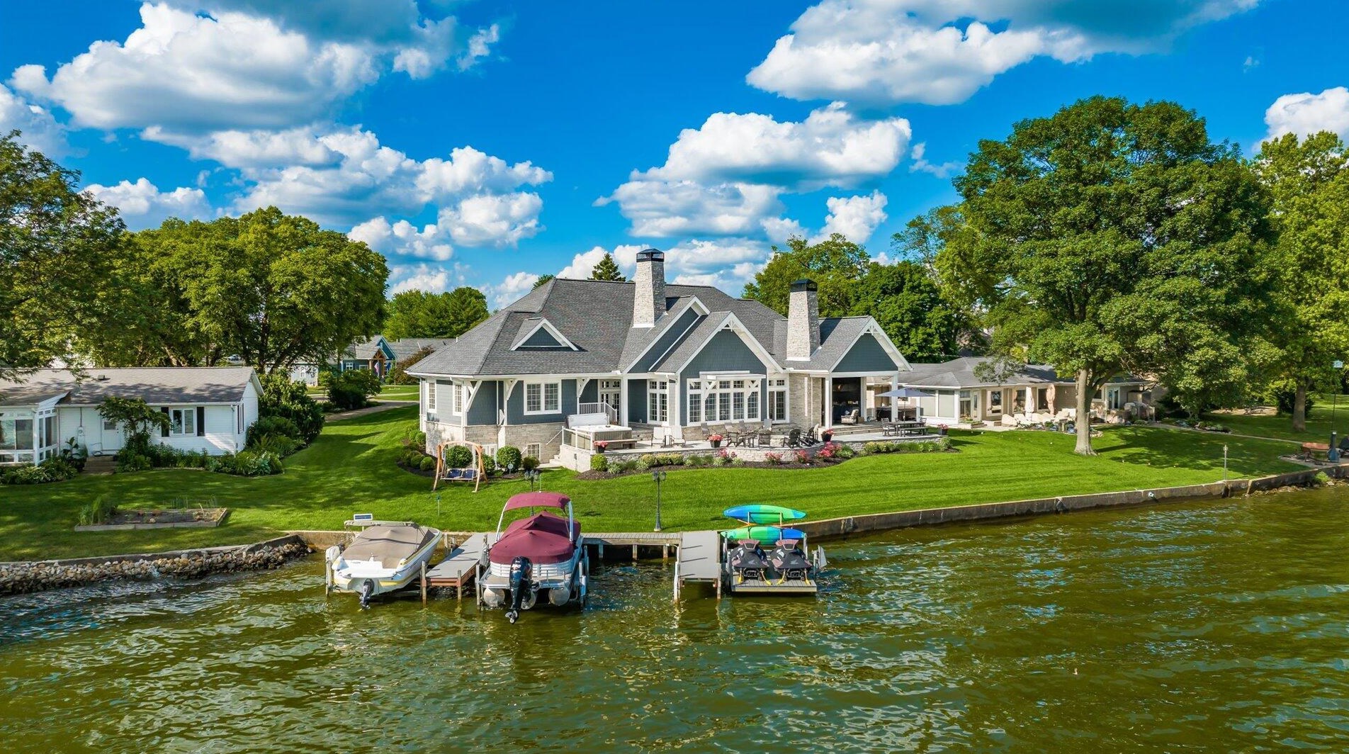 155 Sprague Dr, Hebron OH 43025-9627 exterior