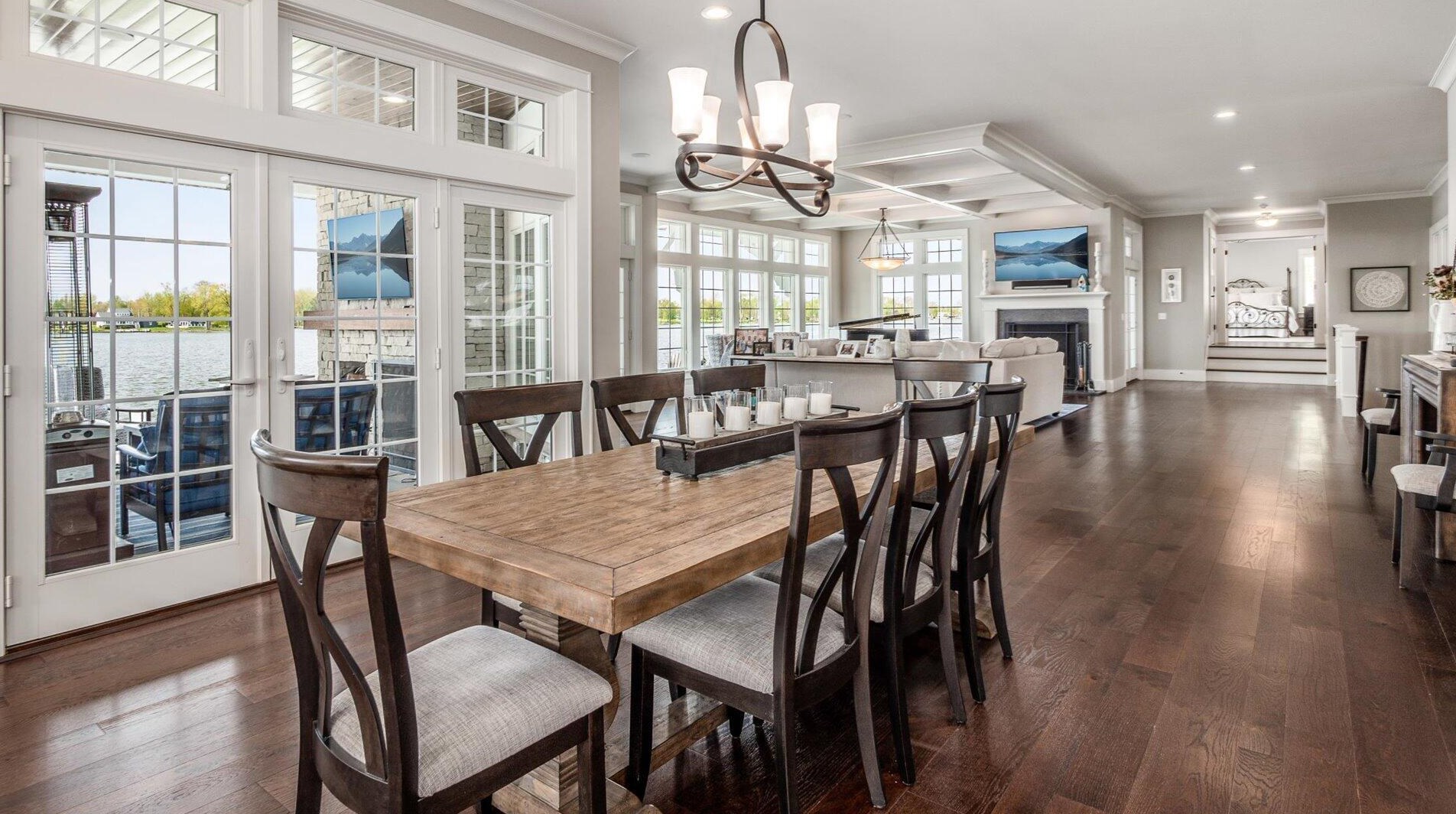 155 Sprague Dr, Hebron OH 43025-9627 exterior