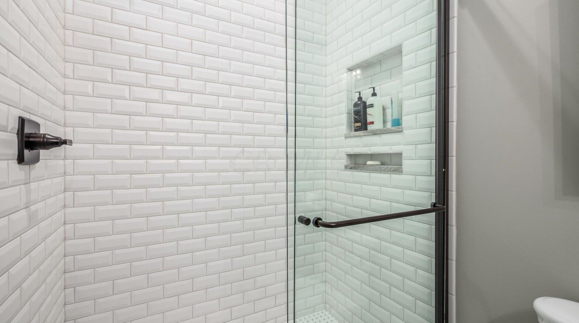 155 Sprague Dr, Hebron OH 43025-9627 exterior