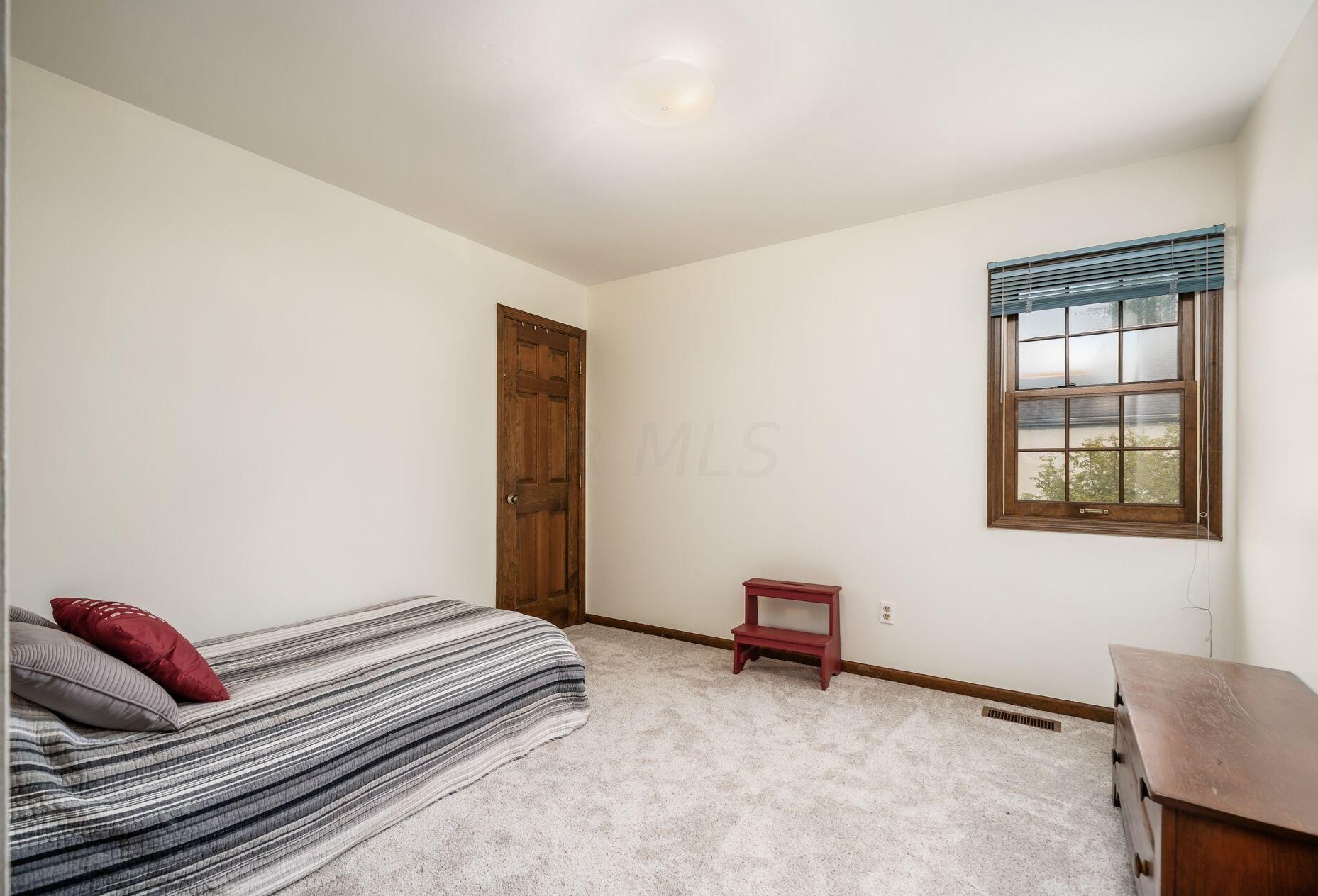 438 Mainsail Dr, Westerville OH  43081-2745 exterior