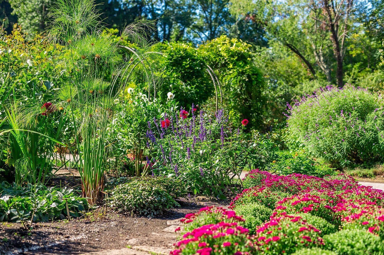 438 Mainsail Dr, Westerville OH  43081-2745 exterior