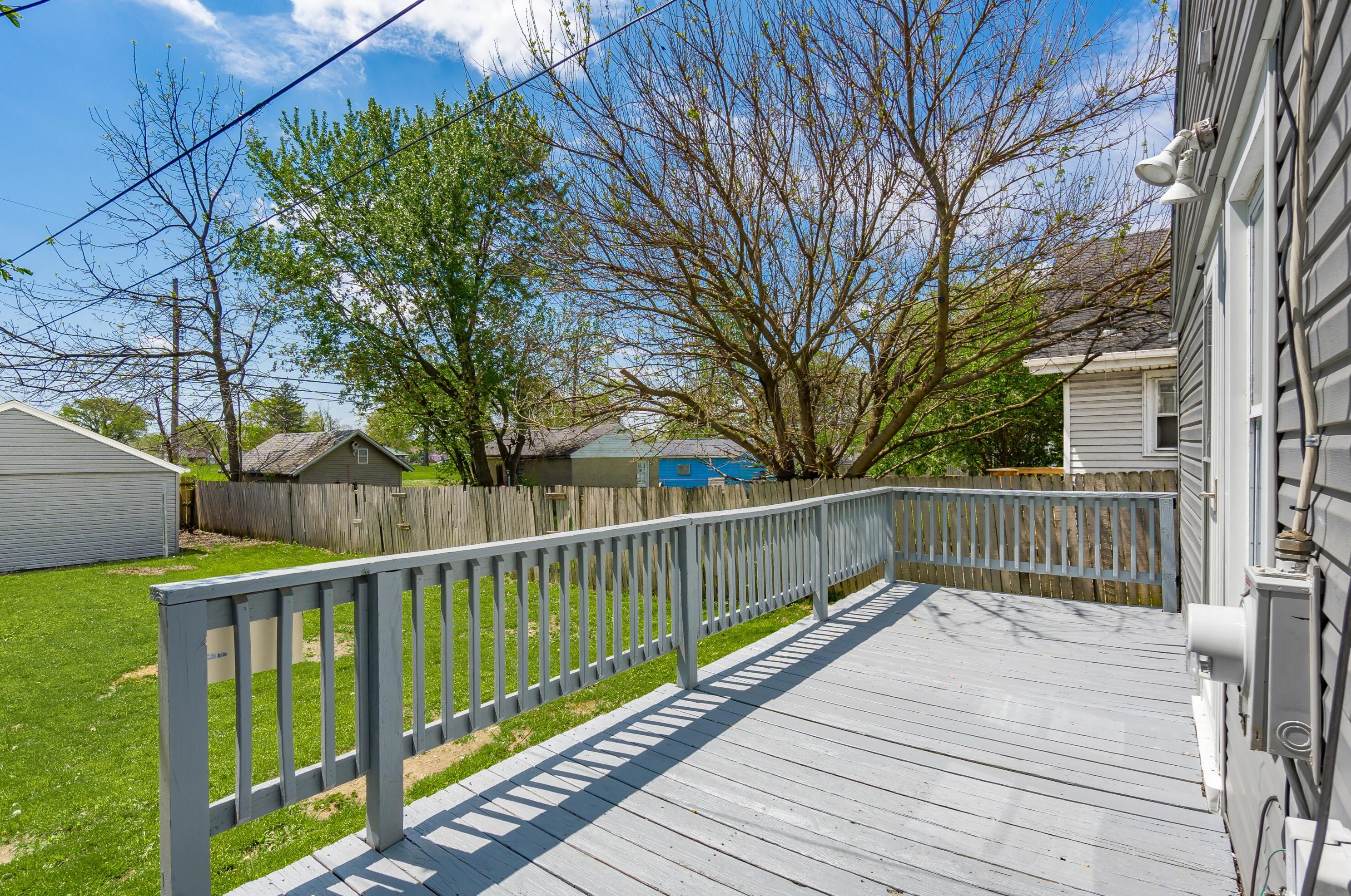 1319 Genessee Ave, Columbus OH 43211-1432 exterior