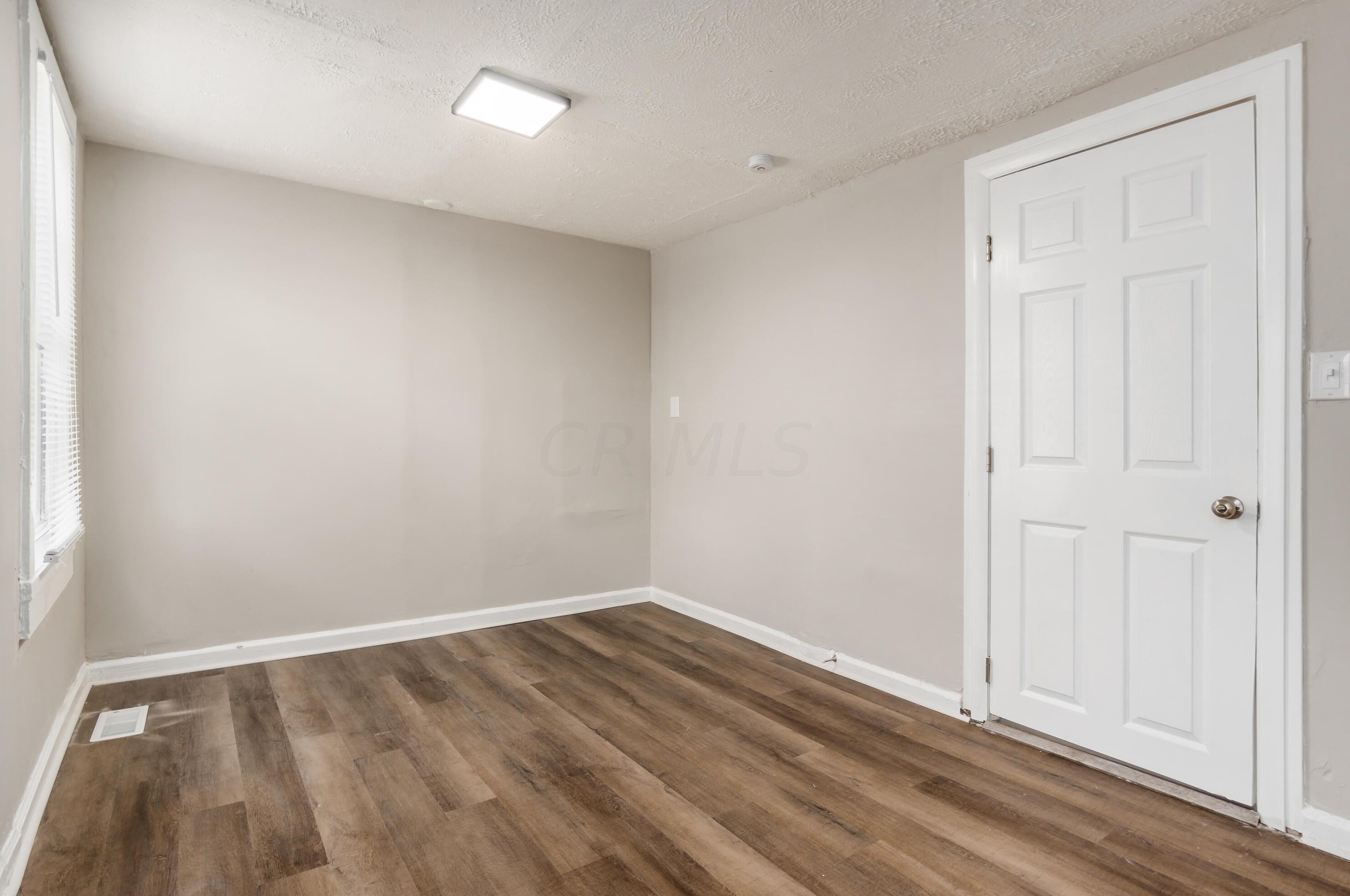 1319 Genessee Ave, Columbus OH 43211-1432 exterior