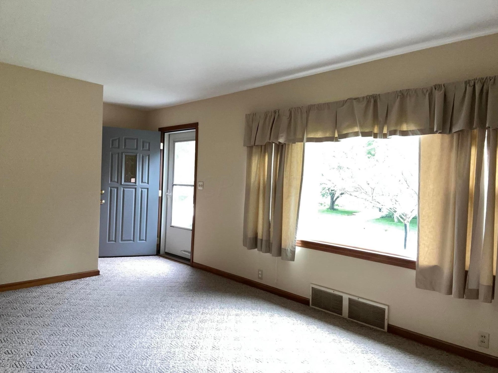 1241 Frederick St, Lancaster OH 43130-2752 exterior