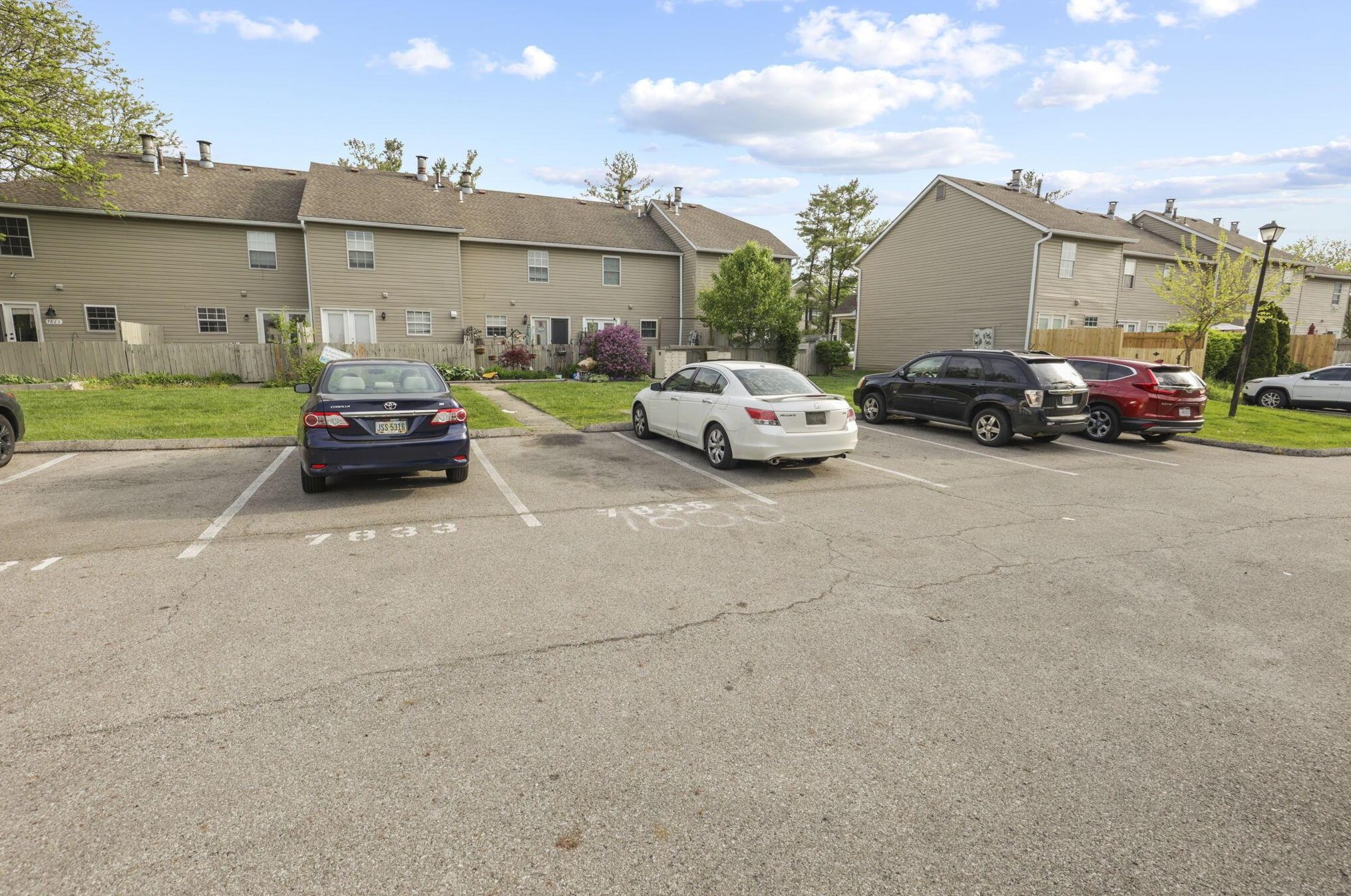 7835 Meadowhaven Blvd, Columbus OH  43235-4578 exterior