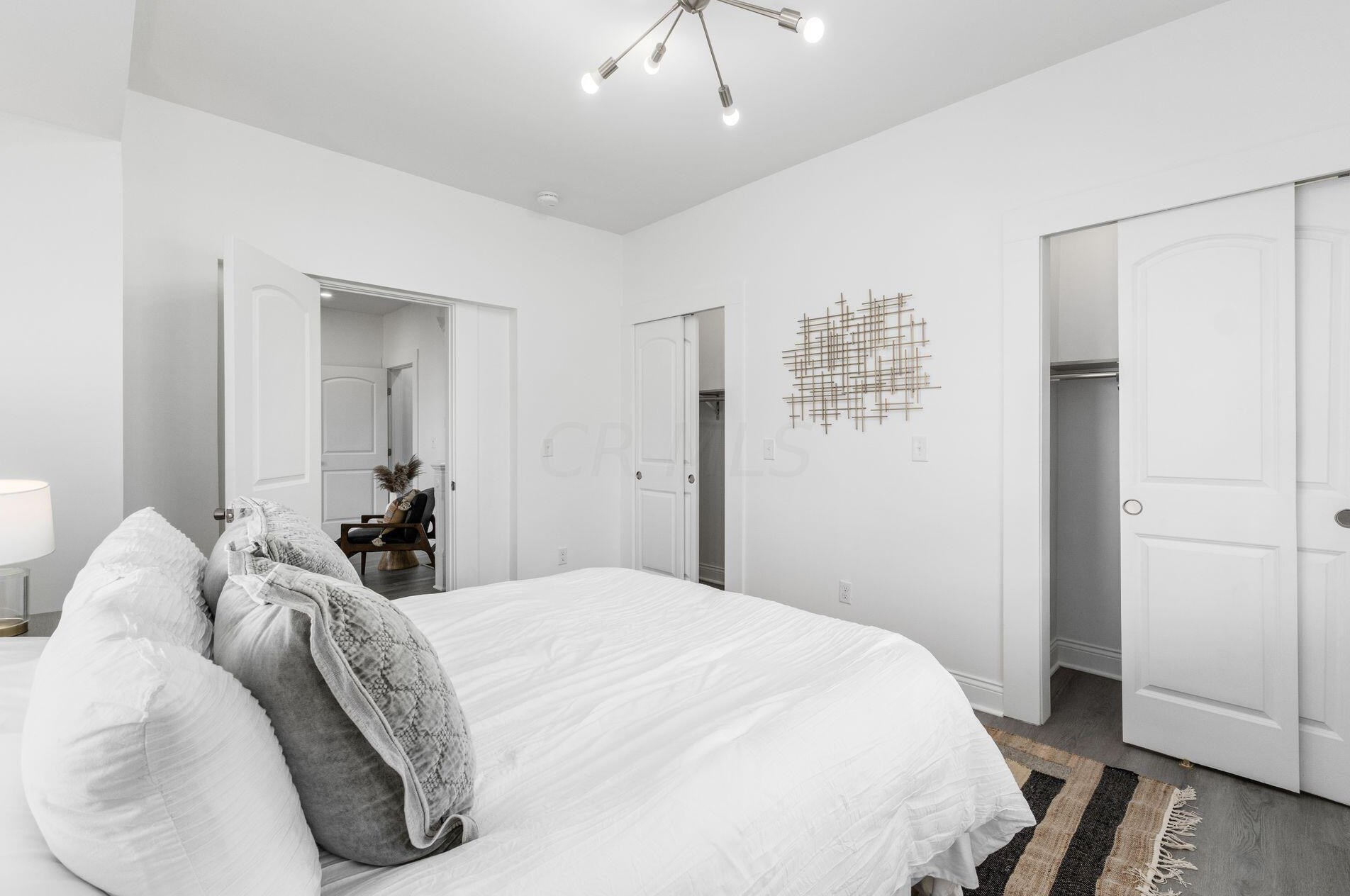 522 Kelton Ave, Columbus OH 43205-2423 exterior