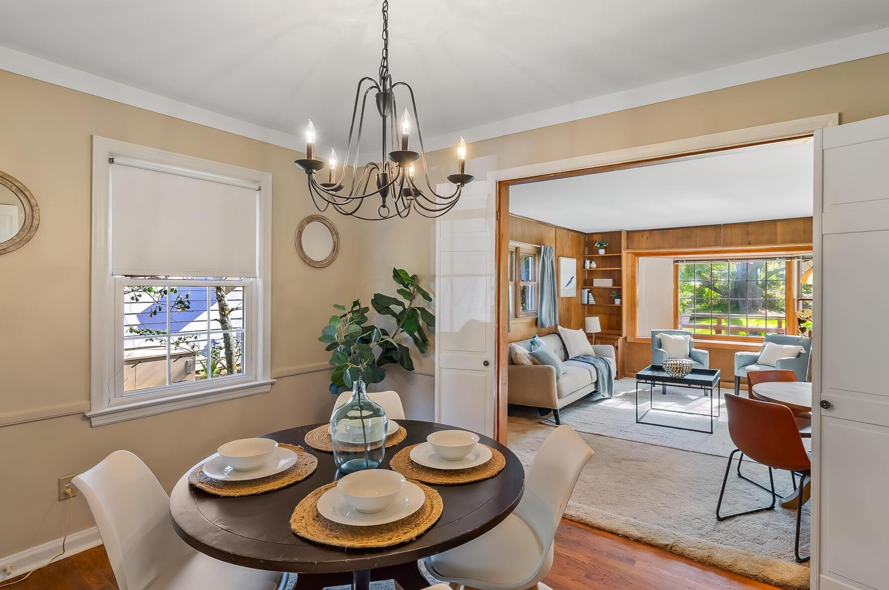 152 Mayfair Blvd, Columbus OH 43213-1609 exterior