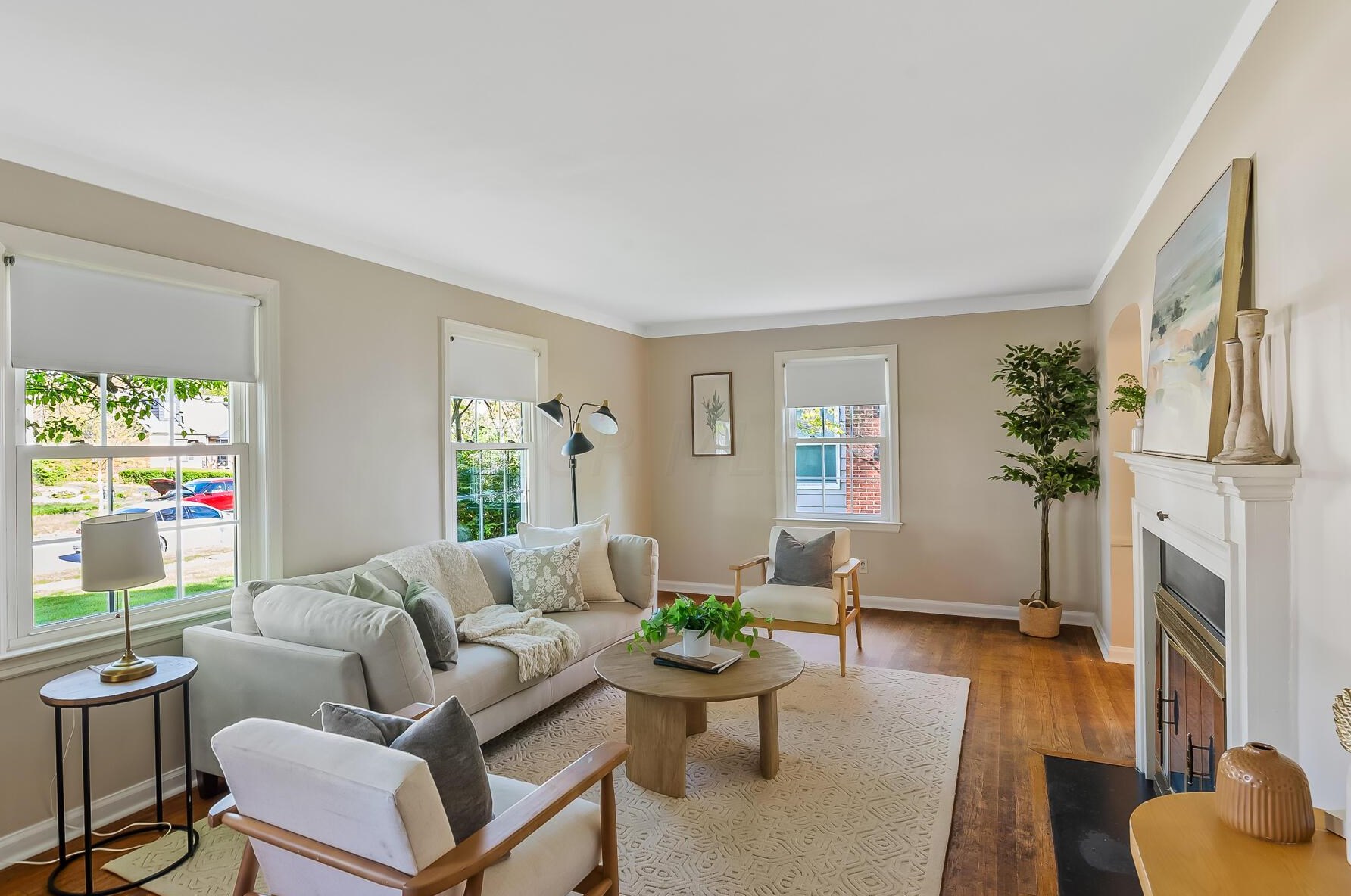 152 Mayfair Blvd, Columbus OH 43213-1609 exterior