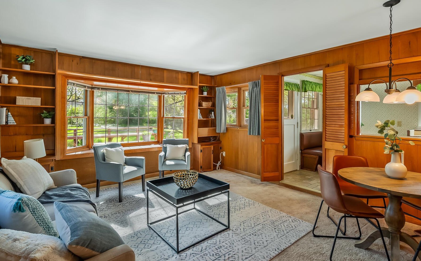 152 Mayfair Blvd, Columbus OH 43213-1609 exterior