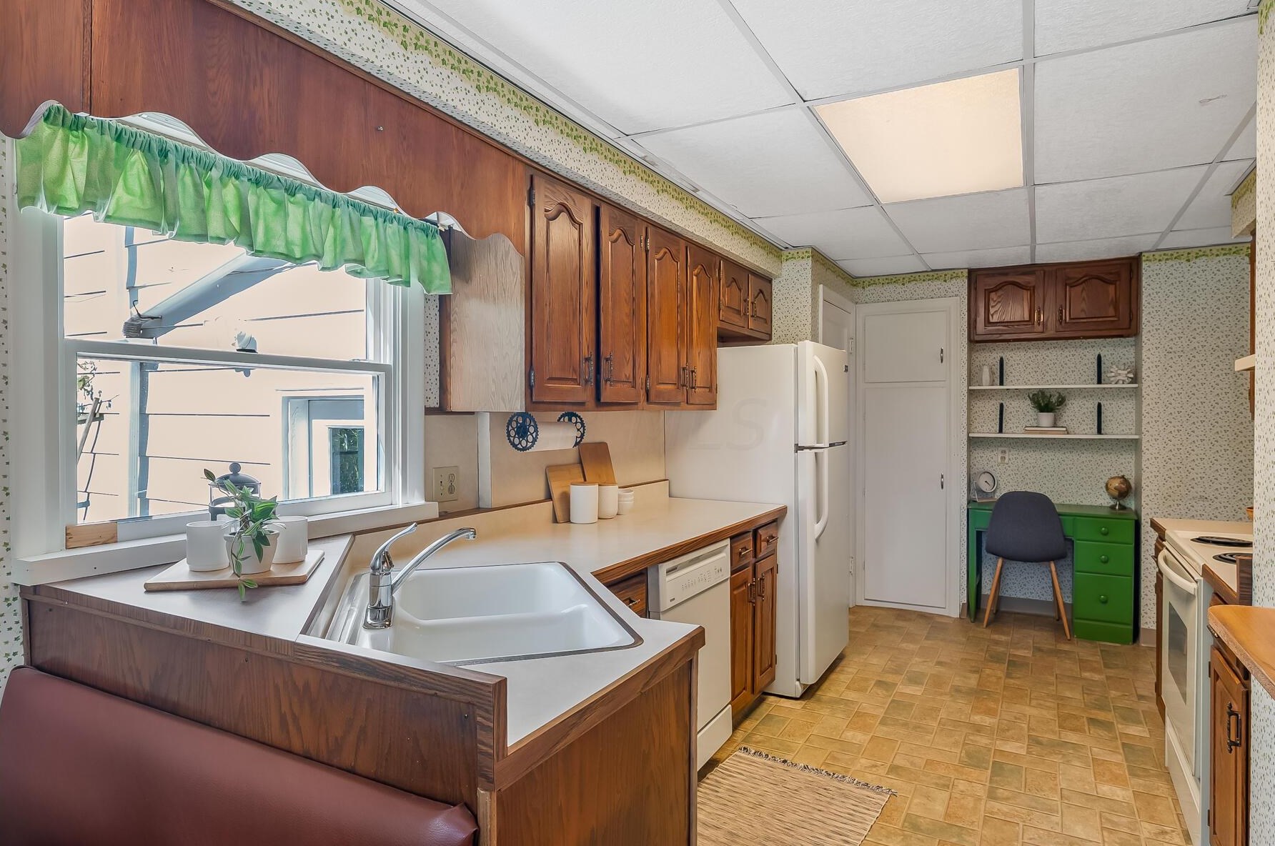 152 Mayfair Blvd, Columbus OH 43213-1609 exterior