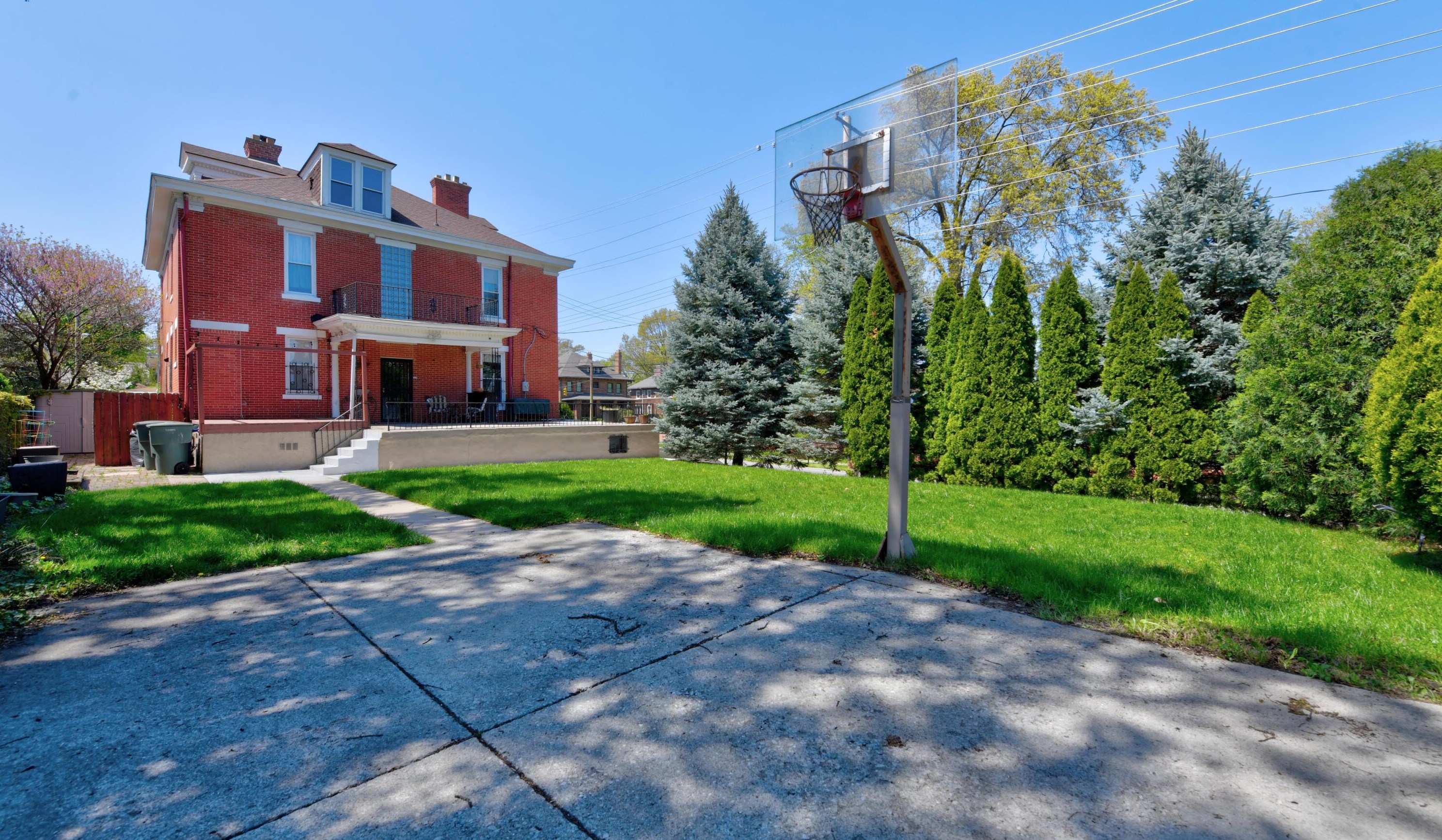 54 Woodland Ave, Columbus OH 43203-1279 exterior