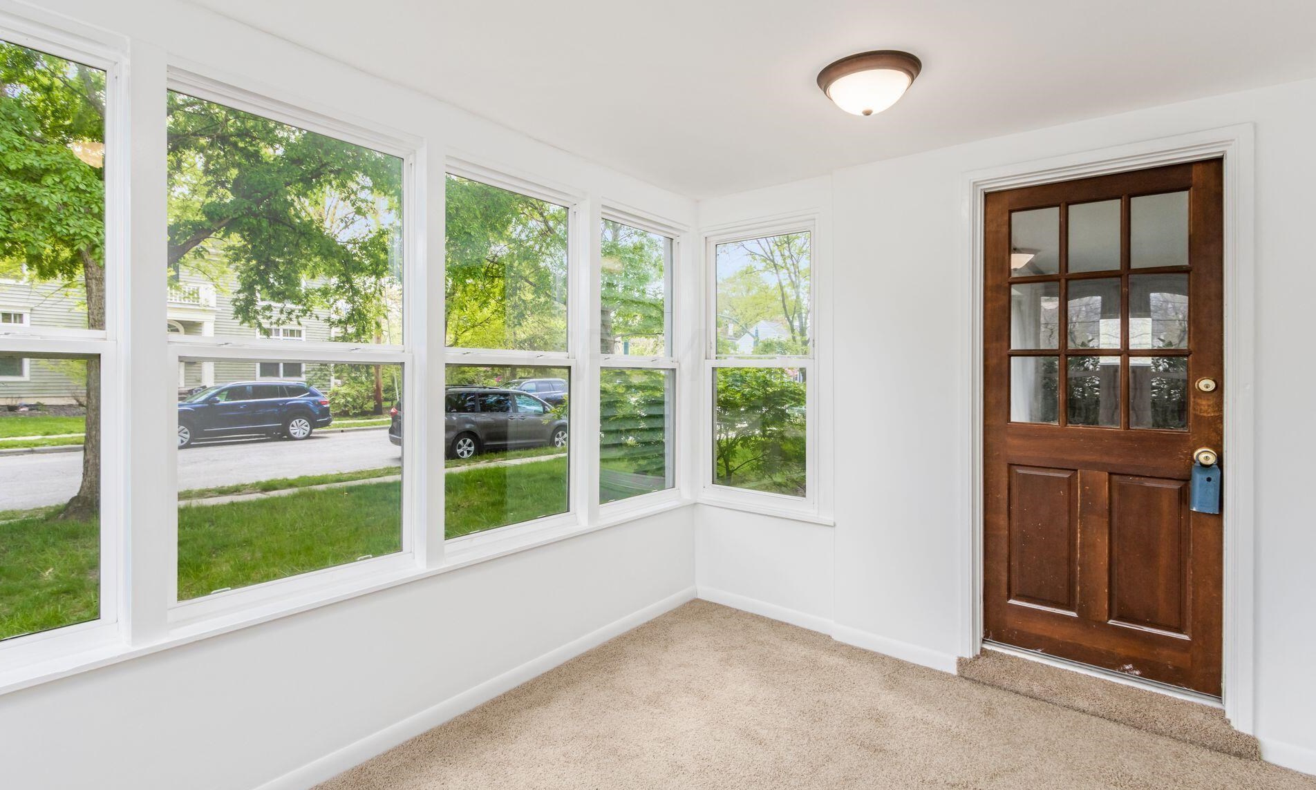 282 Remington Rd, Columbus OH 43209-2459 exterior