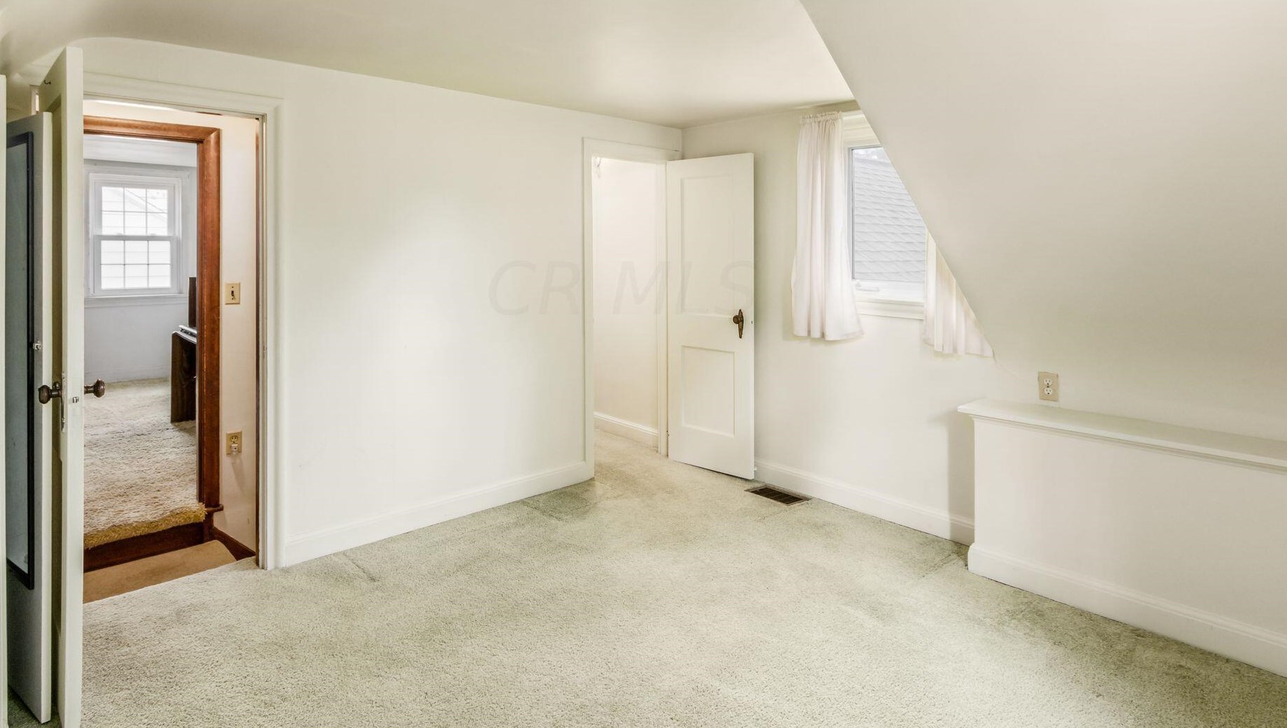 282 Remington Rd, Columbus OH 43209-2459 exterior