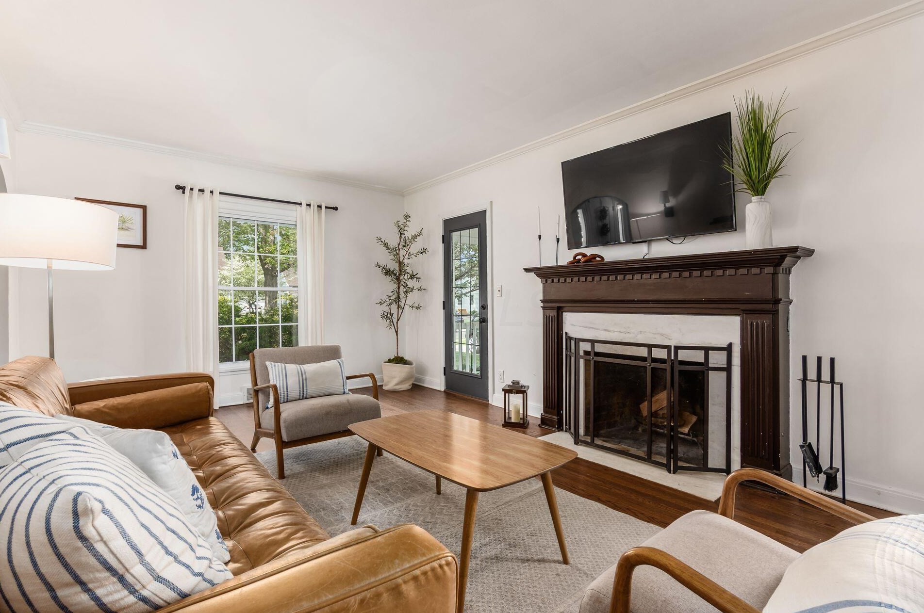 1667 Barrington Rd, Columbus OH 43221-3825 exterior