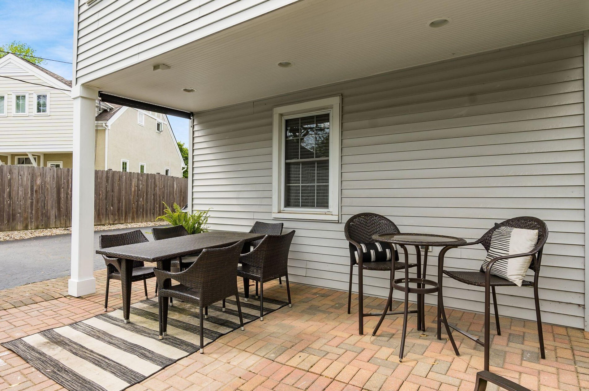 1667 Barrington Rd, Columbus OH 43221-3825 exterior