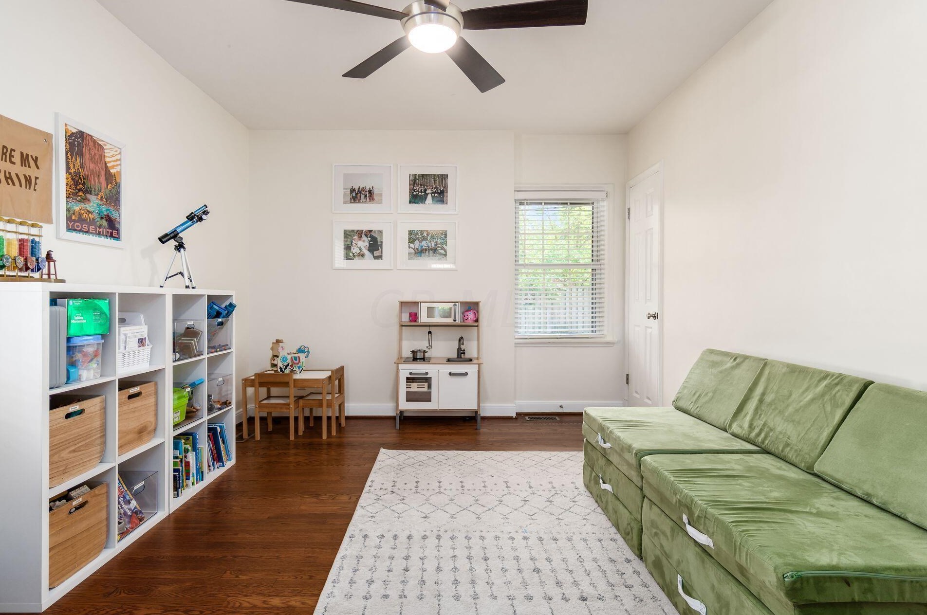 1667 Barrington Rd, Columbus OH 43221-3825 exterior