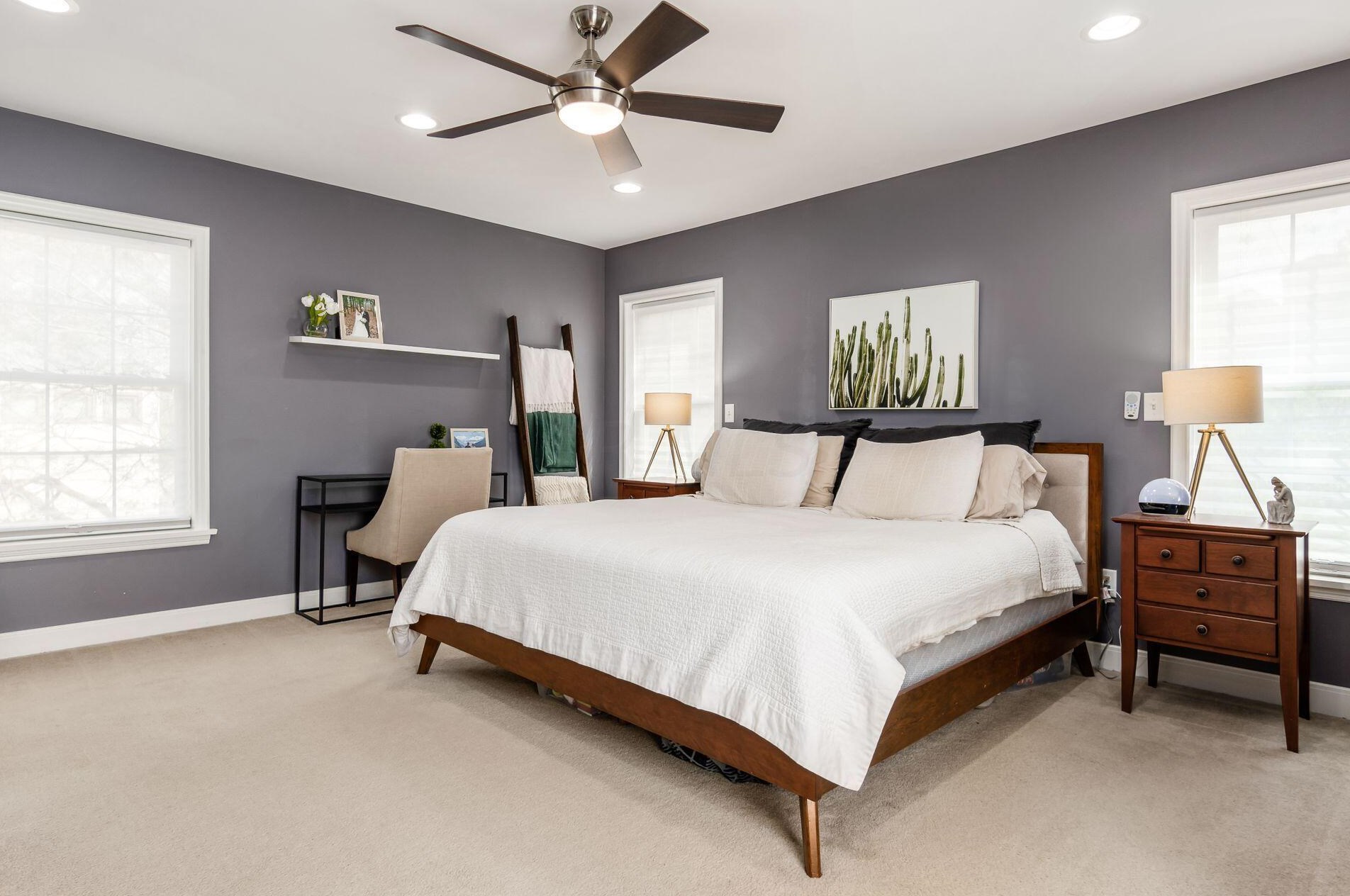 1667 Barrington Rd, Columbus OH 43221-3825 exterior