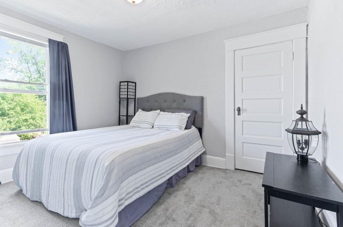 254 Innis Ave, Columbus OH 43207-2131 exterior