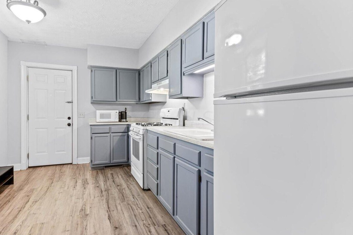 254 Innis Ave, Columbus OH 43207-2131 exterior