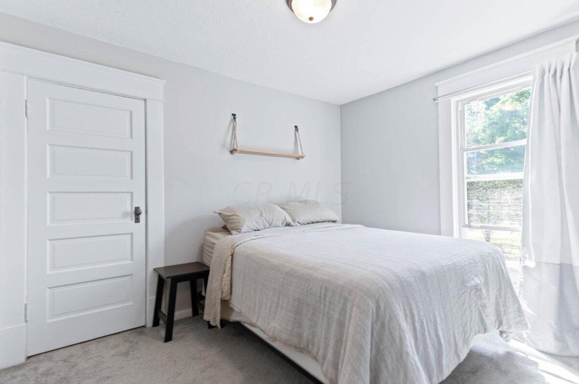 254 Innis Ave, Columbus OH 43207-2131 exterior