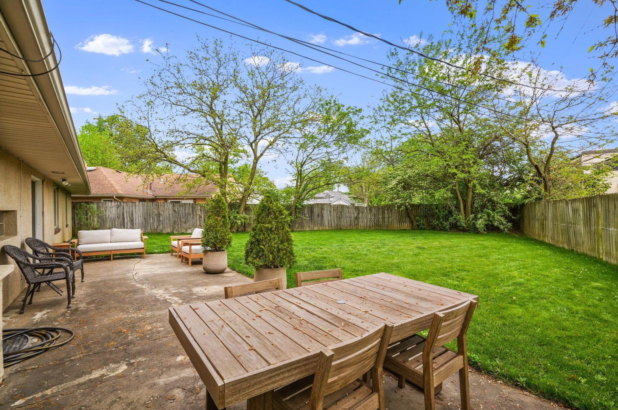 40 Harding Rd, Columbus OH  43209-1522 exterior