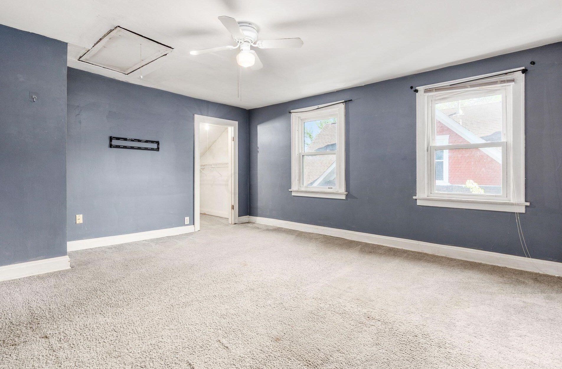 73 Burgess Ave, Columbus OH  43204-3252 exterior