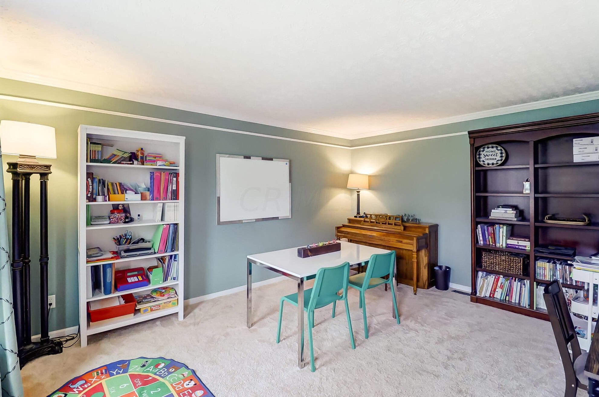 280 Monarch Dr, Pataskala OH  43062-8975 exterior