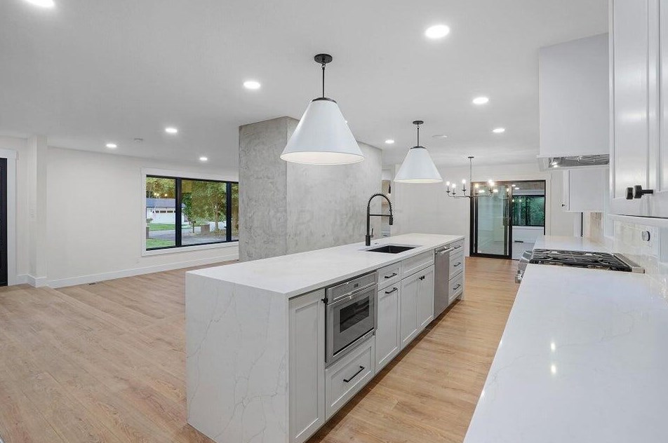 29 Pocono Rd, Columbus OH 43235-5615 exterior