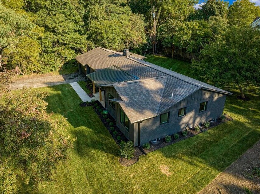 29 Pocono Rd, Columbus OH 43235-5615 exterior