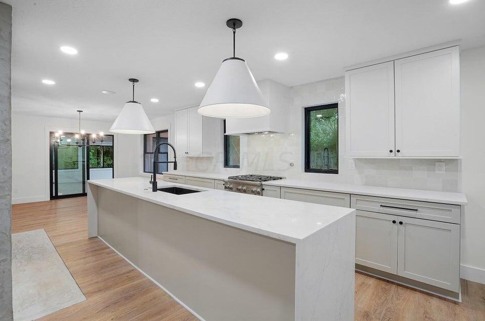 29 Pocono Rd, Columbus OH 43235-5615 exterior