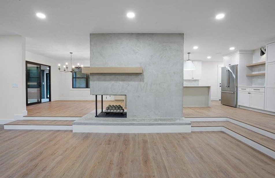 29 Pocono Rd, Columbus OH 43235-5615 exterior