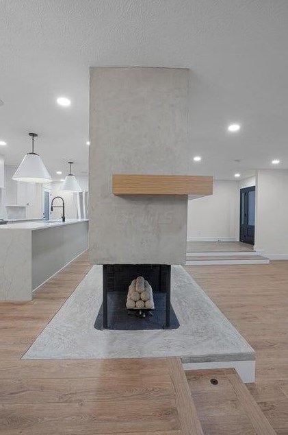 29 Pocono Rd, Columbus OH 43235-5615 exterior