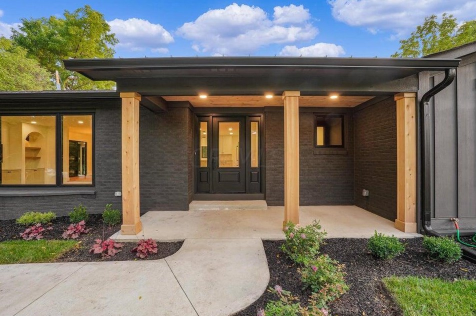 29 Pocono Rd, Columbus OH 43235-5615 exterior