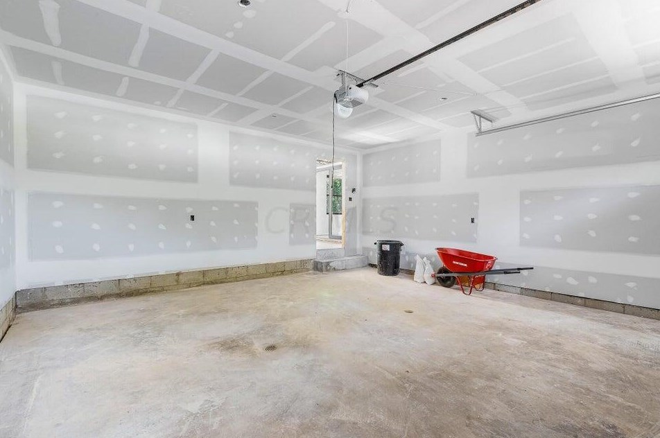 29 Pocono Rd, Columbus OH 43235-5615 exterior