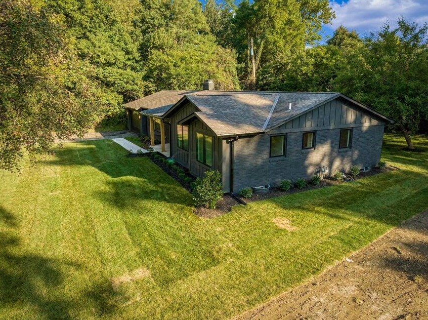 29 Pocono Rd, Columbus OH 43235-5615 exterior