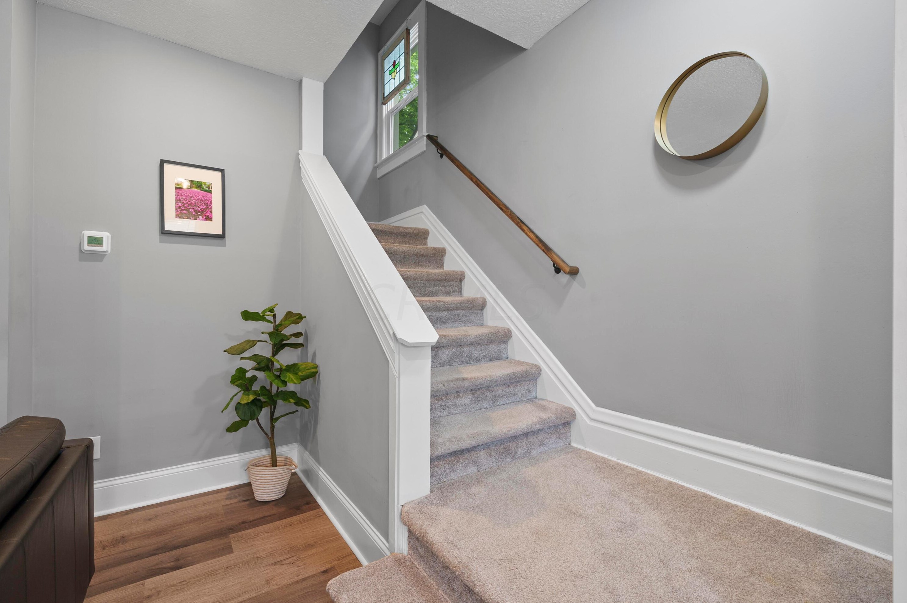 1198 Whittier St, Columbus OH 43206-3271 exterior