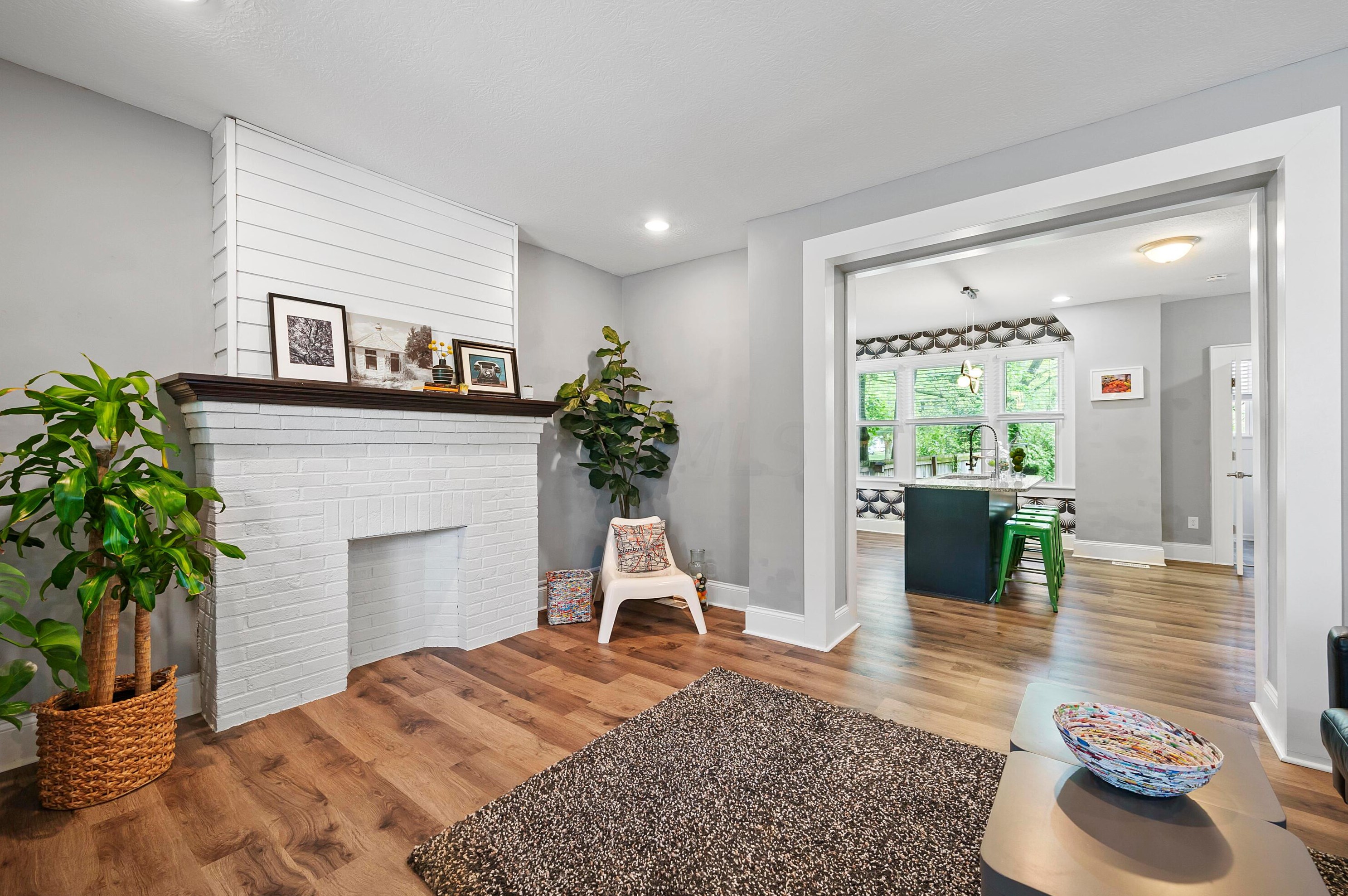 1198 Whittier St, Columbus OH 43206-3271 exterior