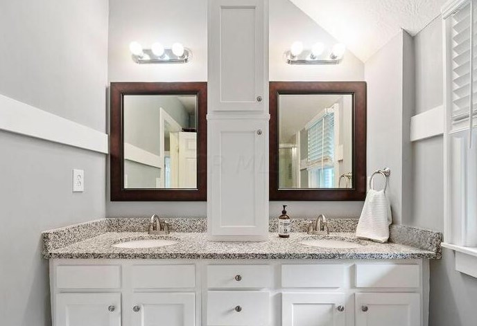 1198 Whittier St, Columbus OH 43206-3271 exterior