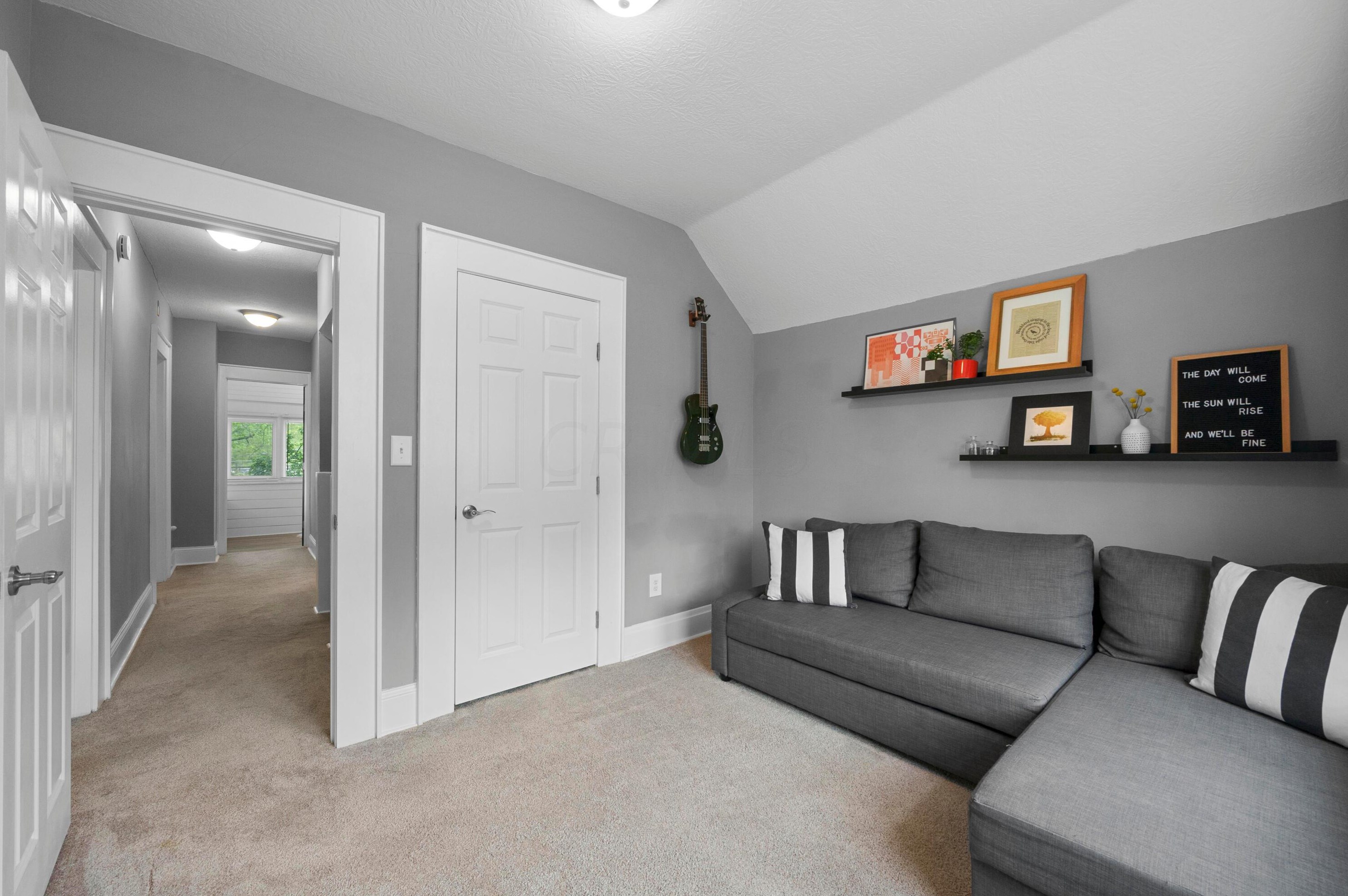 1198 Whittier St, Columbus OH 43206-3271 exterior