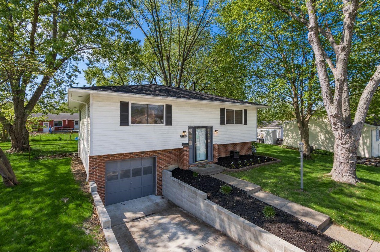 3585 Karikal Ct, Westerville OH  43081-4021 exterior