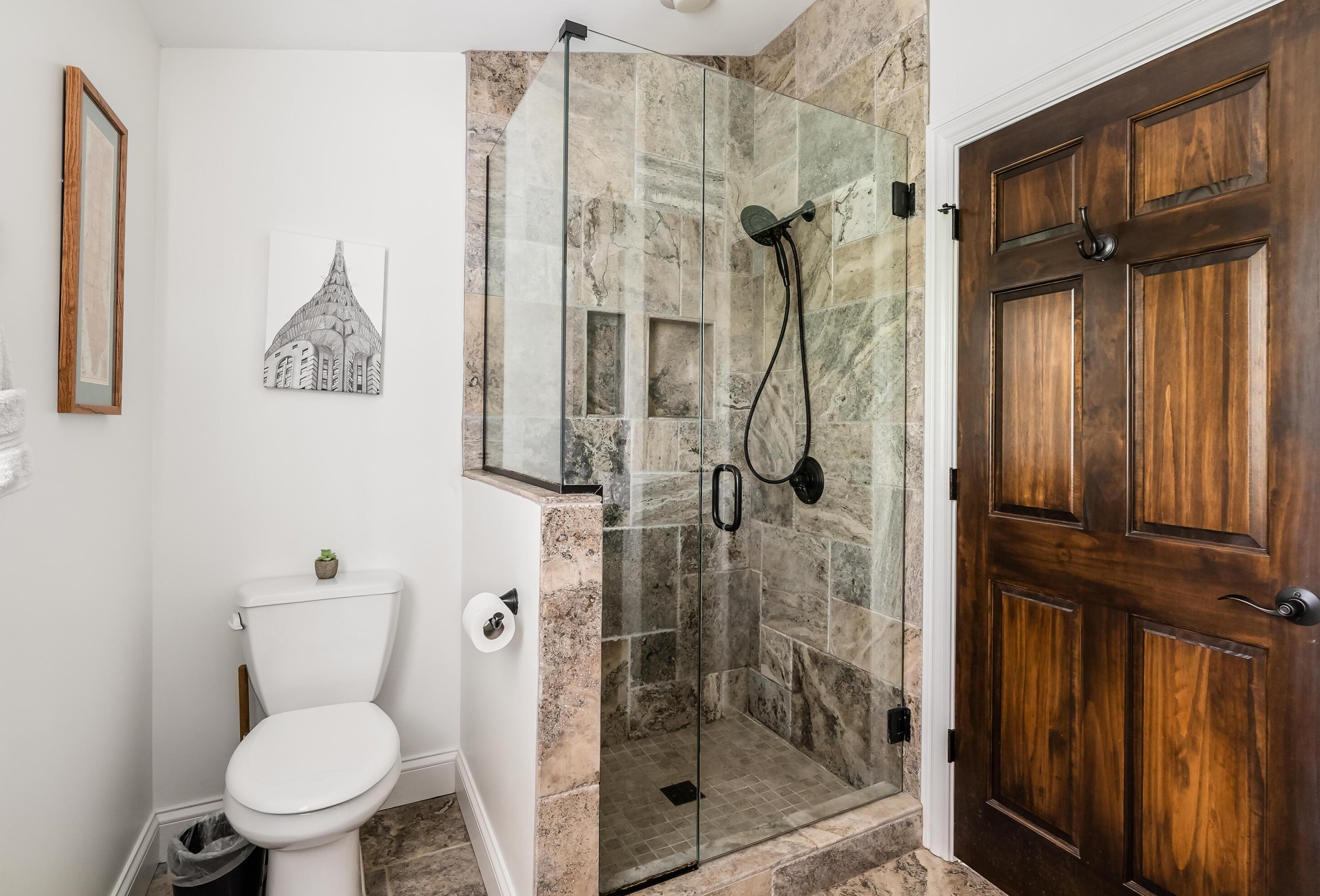 630 Mohawk St, Columbus OH  43206-1153 exterior