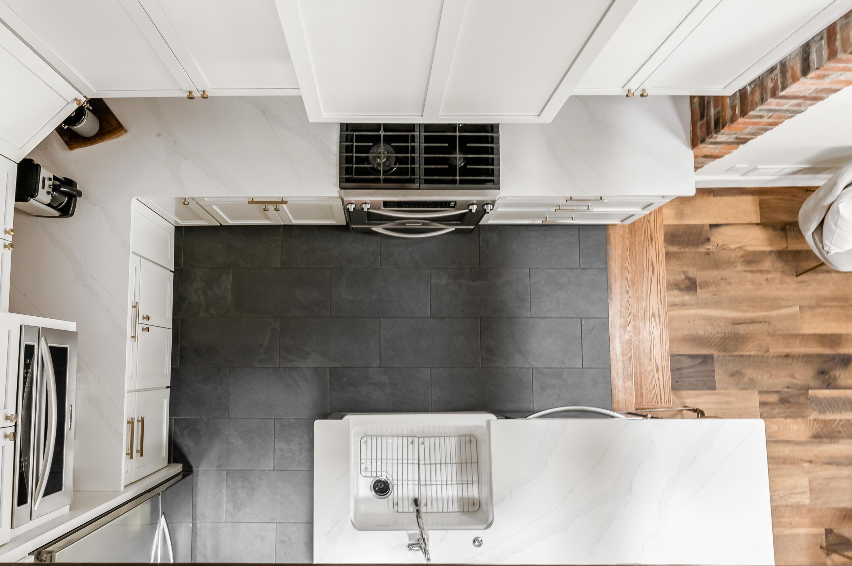 630 Mohawk St, Columbus OH  43206-1153 exterior