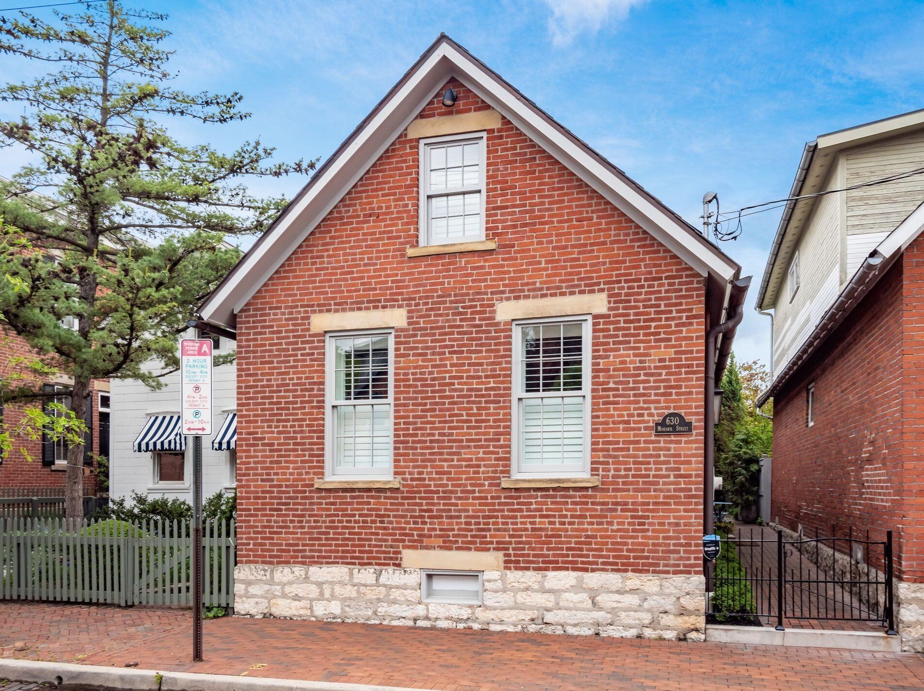 630 Mohawk St, Columbus OH  43206-1153 exterior